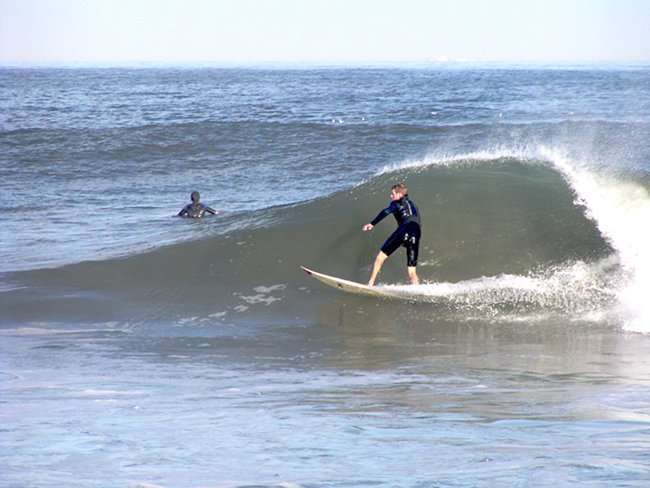 Surfing at Aligadda beach, Karwar
