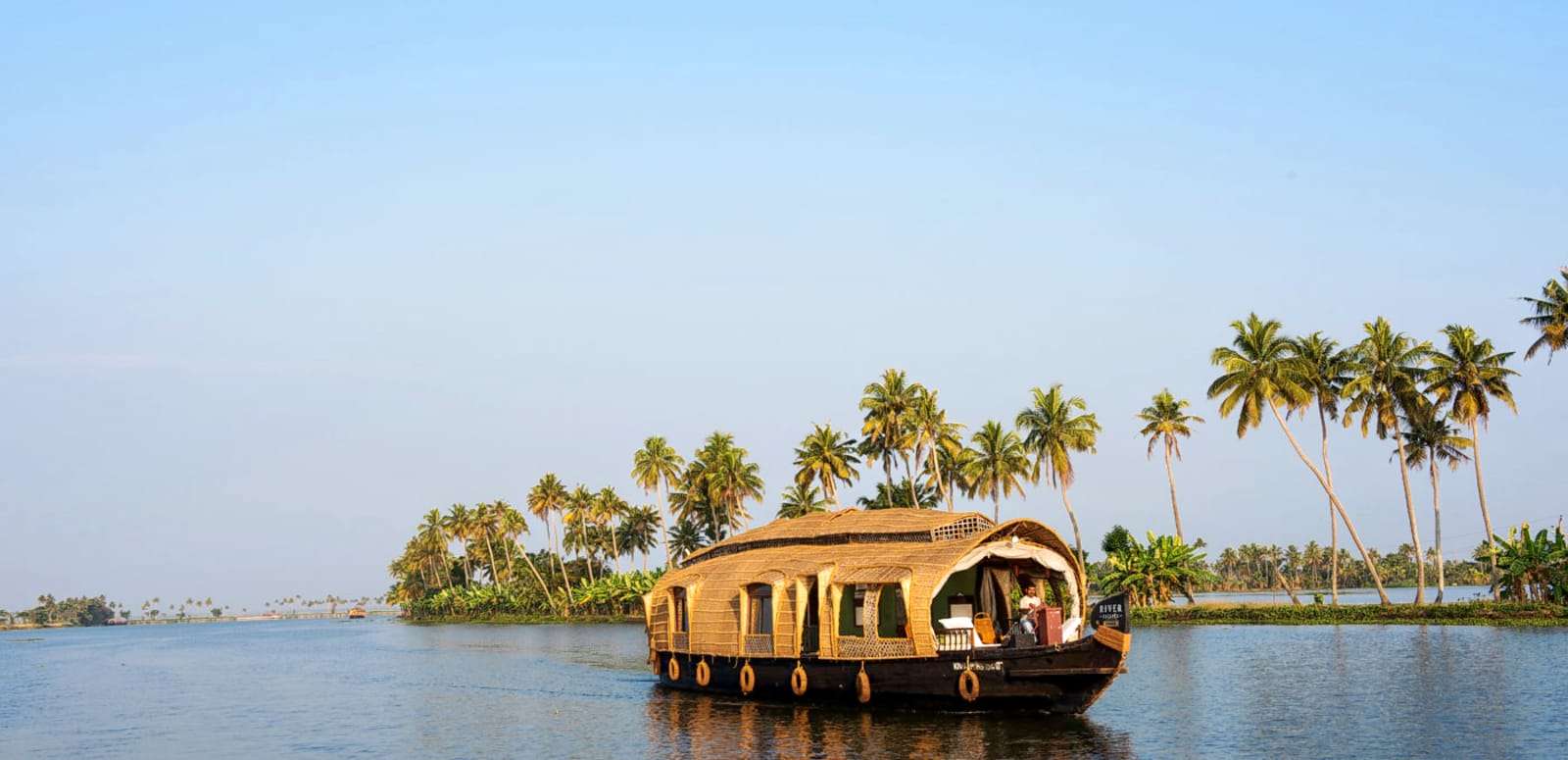 20 Kumarakom Houseboats {{year}} | Book & Get Upto 50% Off
