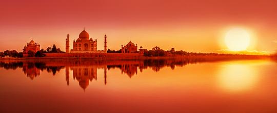 20 Places to Visit in Agra {{year}}, Tourist Places & Attractions