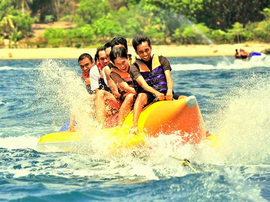 Banana Boat Ride, Kochi Flat 10% off