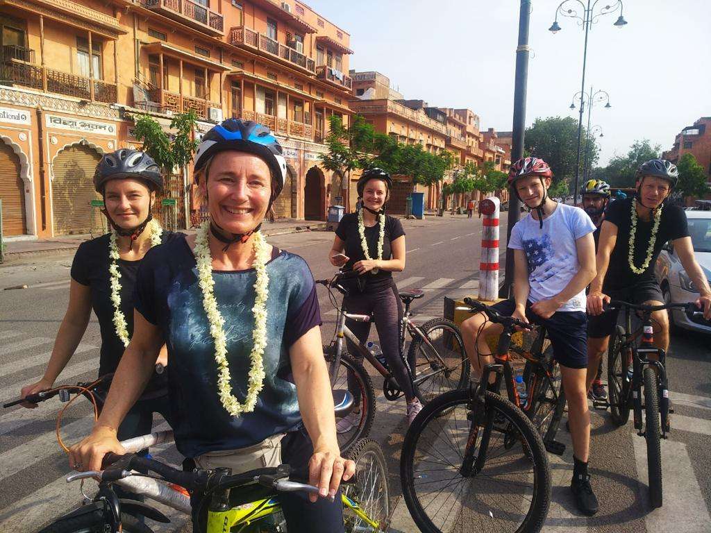 Cycling Tour of Jaipur Flat 40% Off