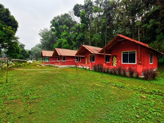 Hillside Homestay with Adventures in Sakleshpur