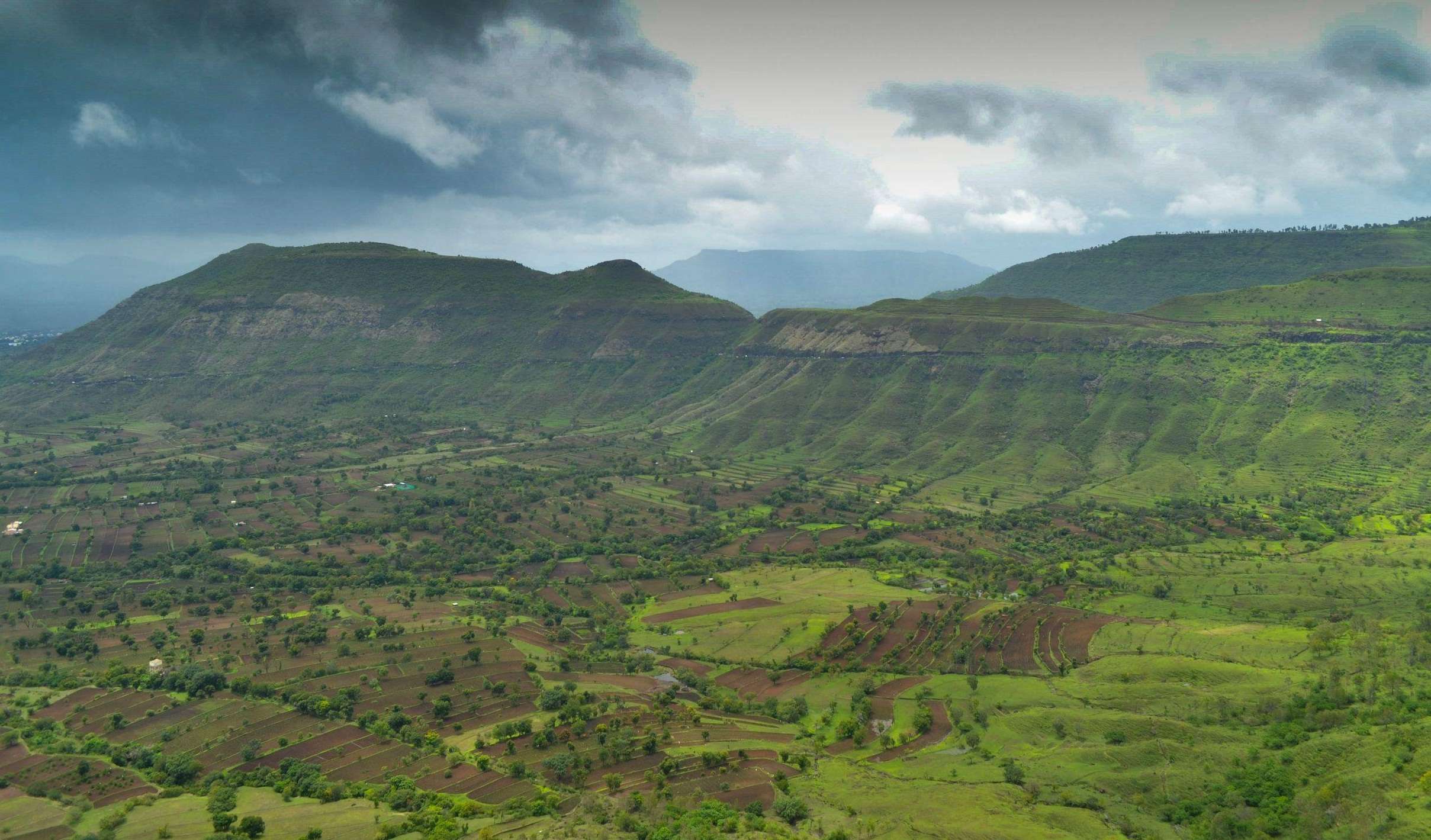Panchgani (100 Km from Pune)