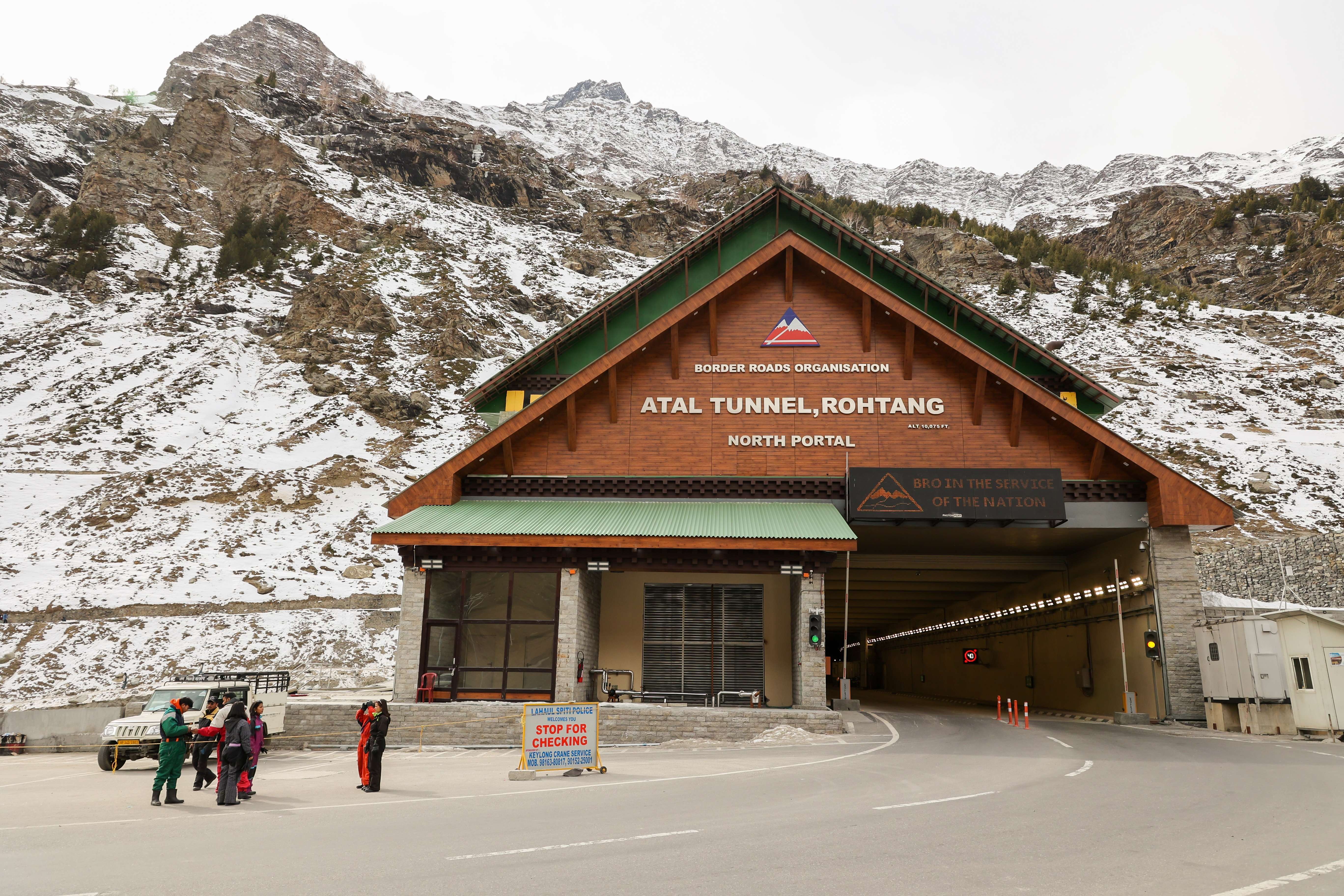 Rohtang Pass: Ground of Corpses