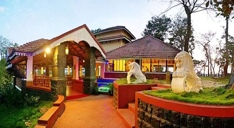 Porcupine Castle Resort