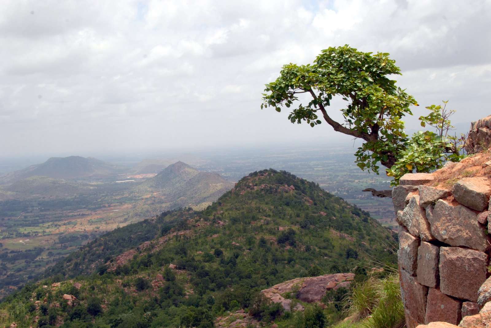 Makalidurga Trek, Doddaballapur -  60 km from Bangalore