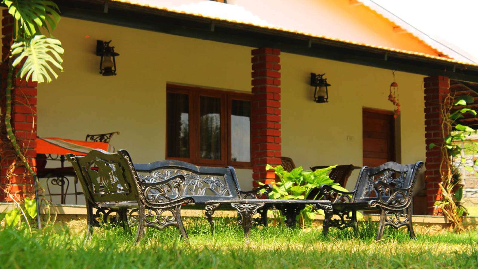 Whispering Windows Resort