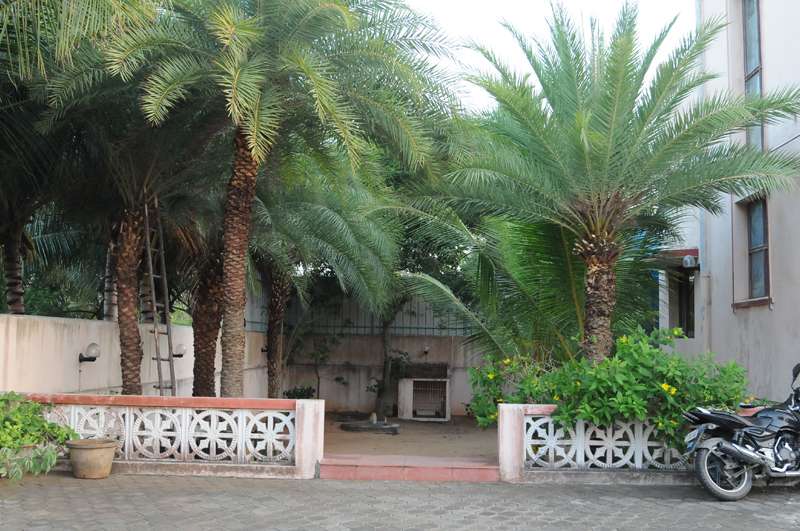 Stay at Meenakshi Holiday Resorts, Chennai