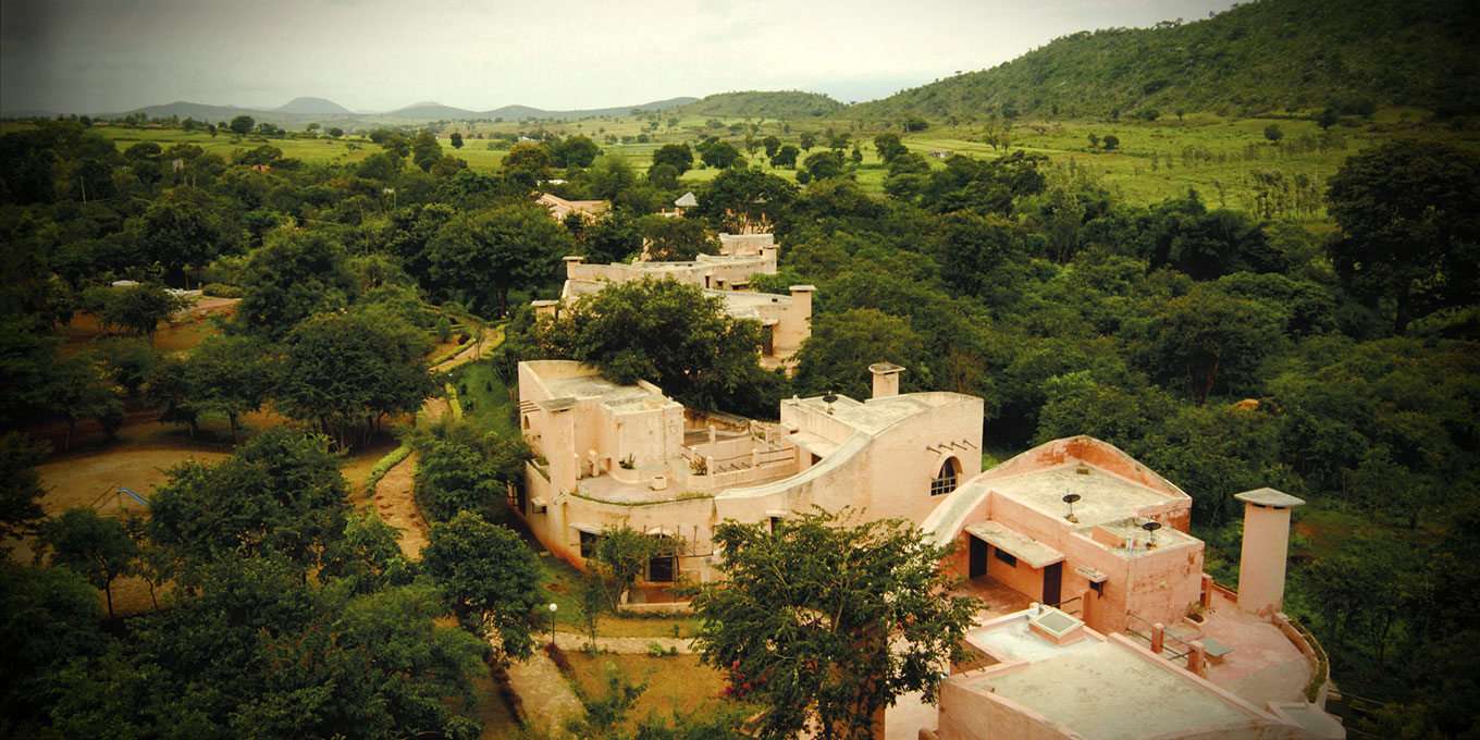 Country Club Wildlife Resort