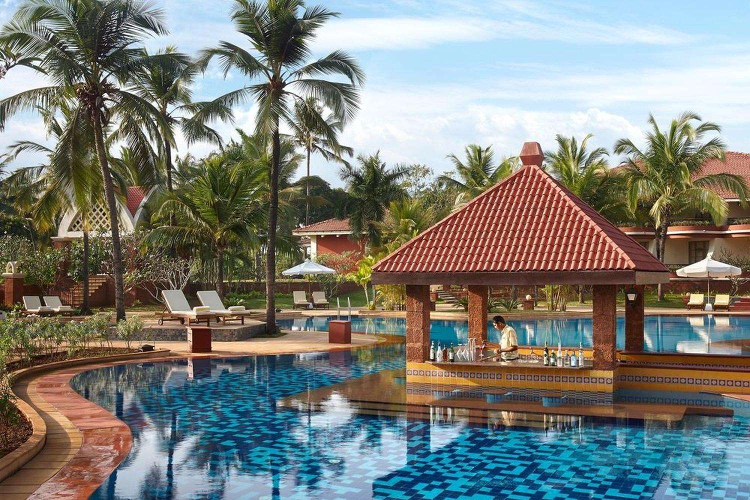 Ramada Caravela Beach Resort