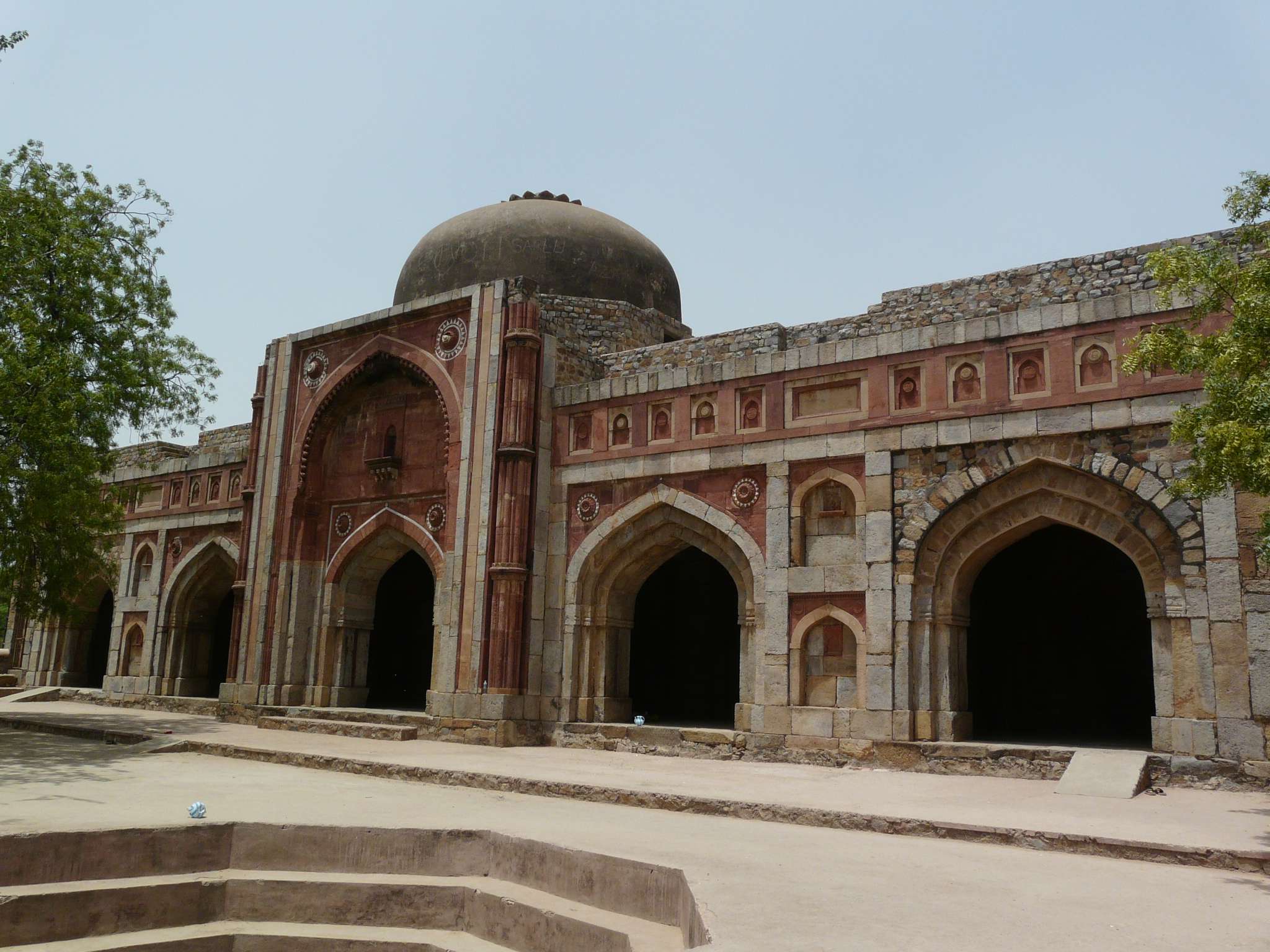 Jamali Kamli Mosque and Tomb