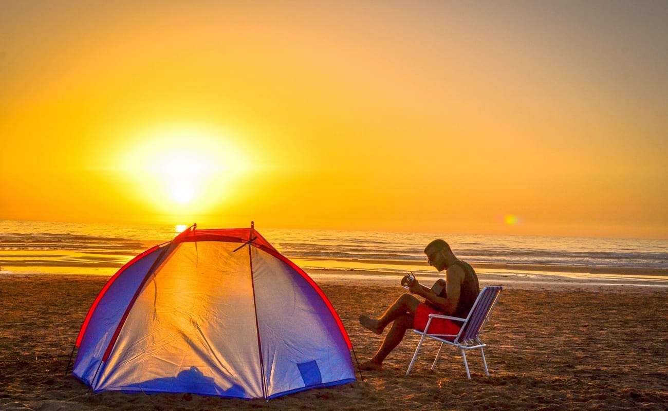 Bordi Beach Camping (286 km from Pune)