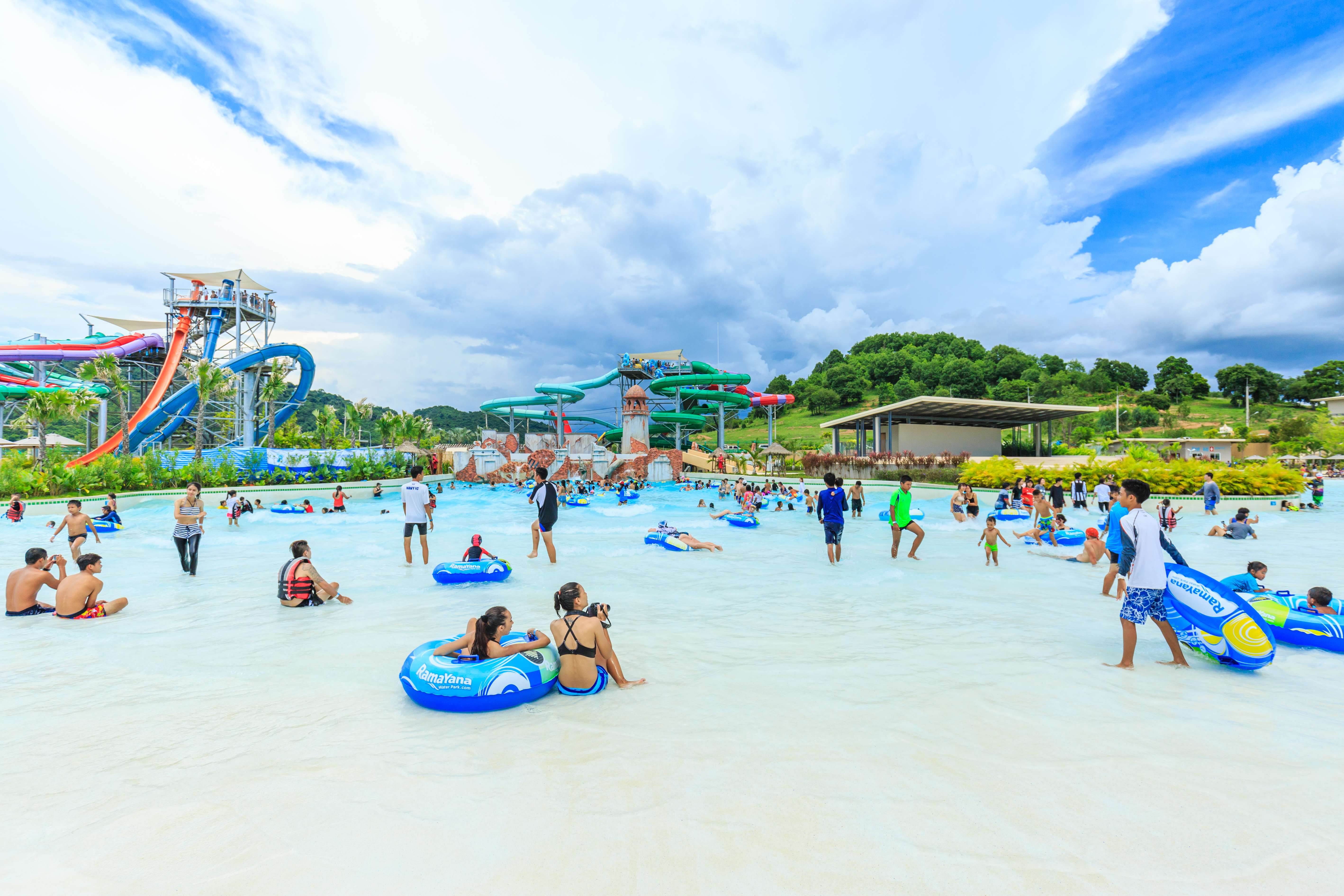 20 Water Parks in Mumbai: Upto 35% Off on Tickets