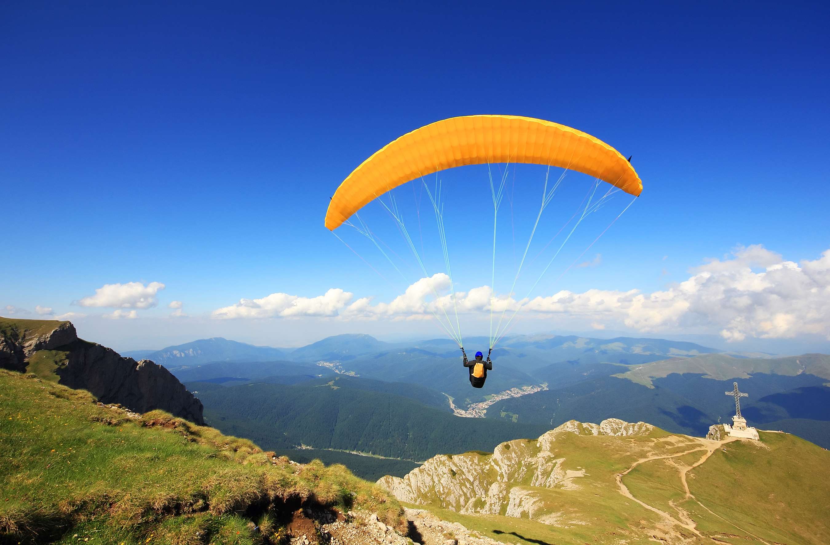 Paragliding in Kanifnath