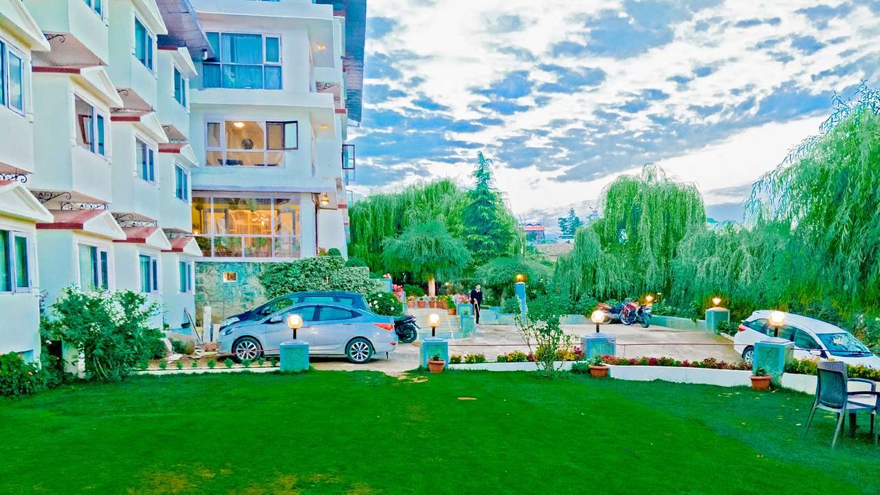 10 Resorts in Naldehra, Book & Get Upto 50% Off