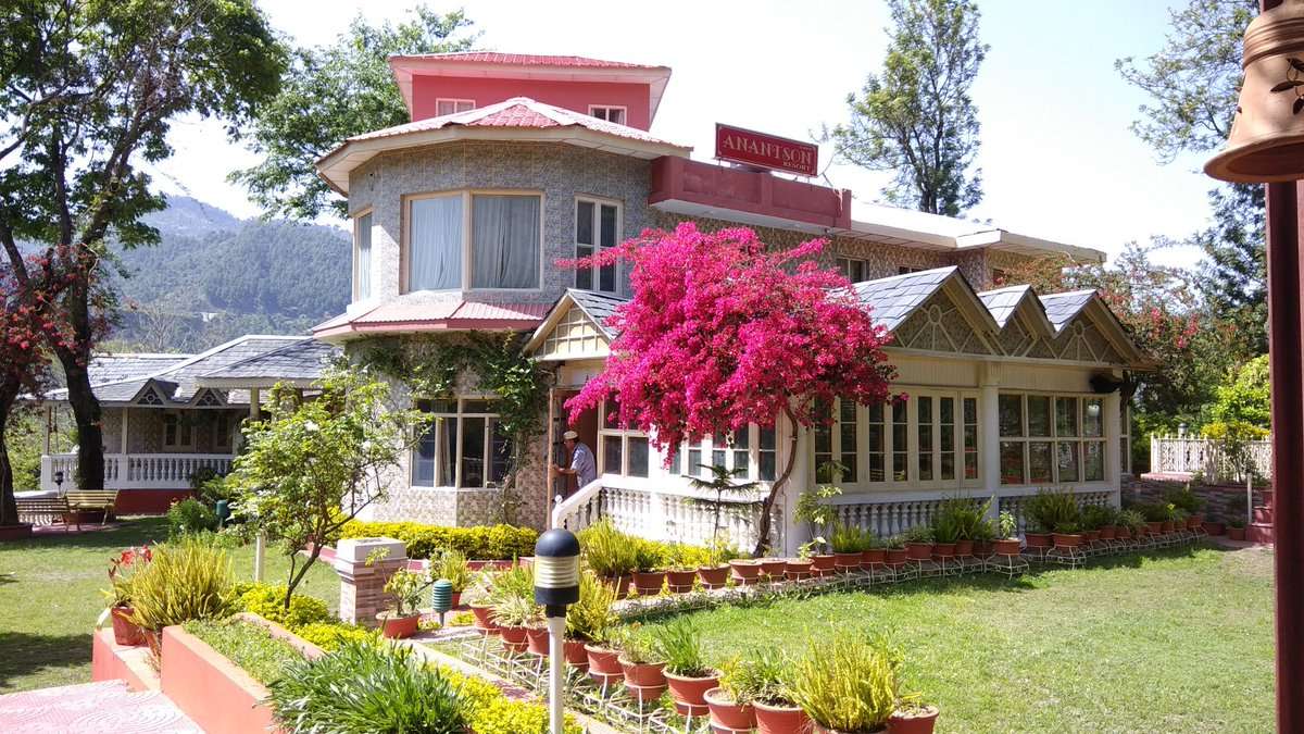 4 Best Resorts in Chamba - {{year}}: Reviews, Offers & Photos