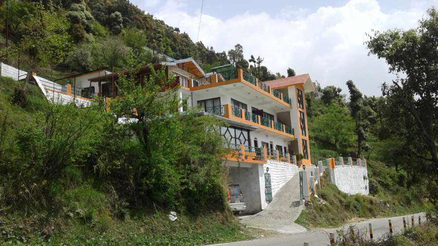 Stay Simple La Vista Resort