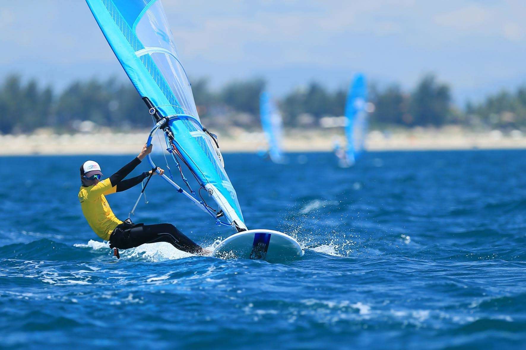 Windsurfing at Baga Beach, Goa | Book Online @ 14% off