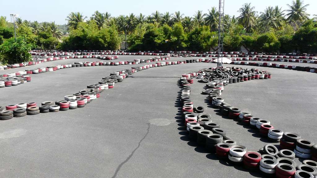 Club House Manali | Book @ 15% off & Get Cashback of 250