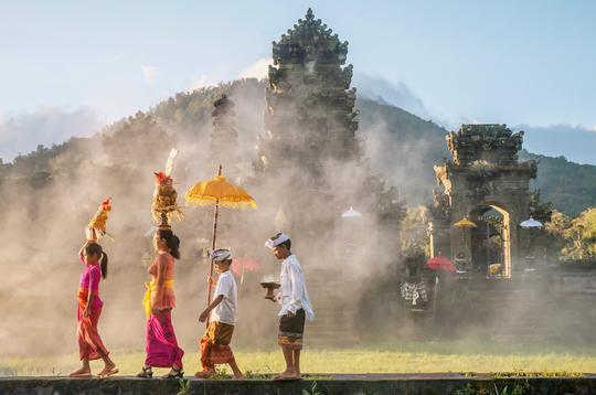 Day Tour to Ubud and Uluwatu in Bali