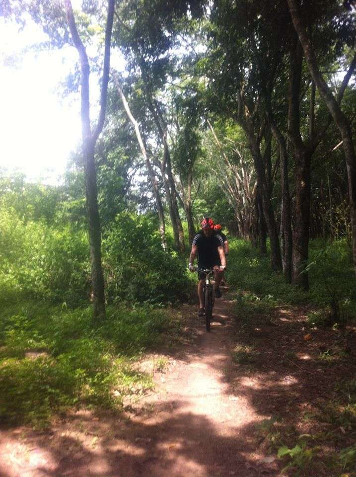 Cycling Trip from Phnom Phenh to Angkor Wat