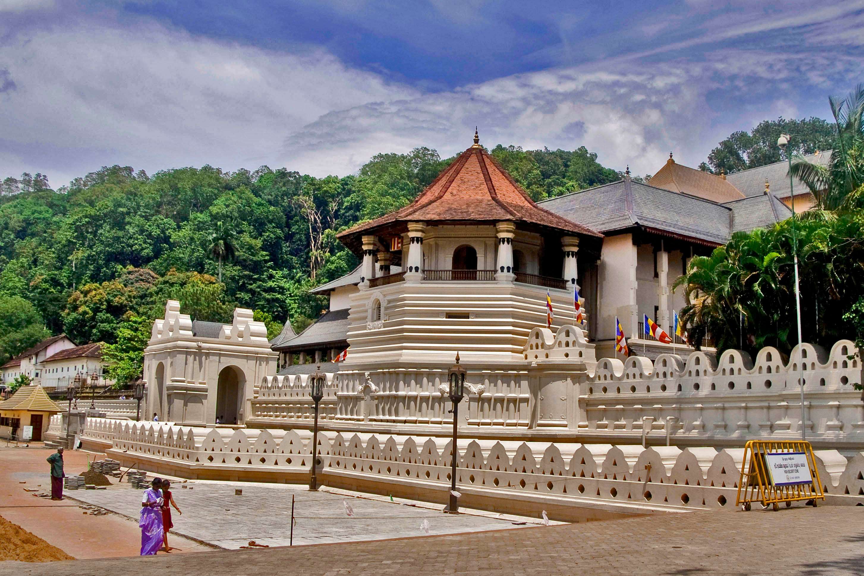 The Temple of the Sacred Tooth Relic
