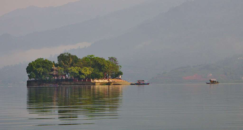 Pray at Barahi Temple