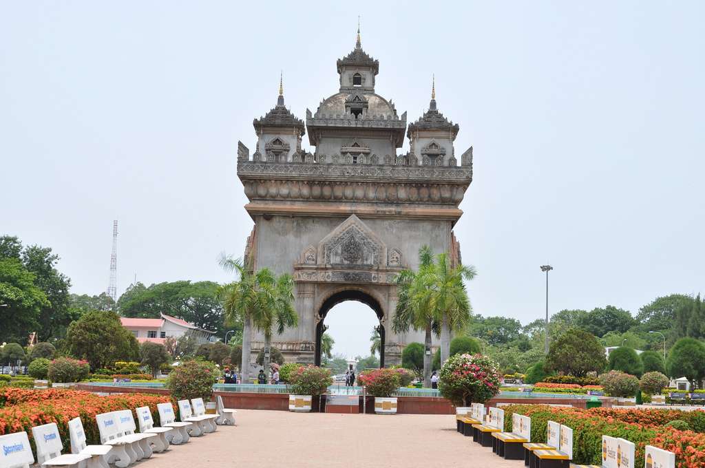Patuxai Victory Monument