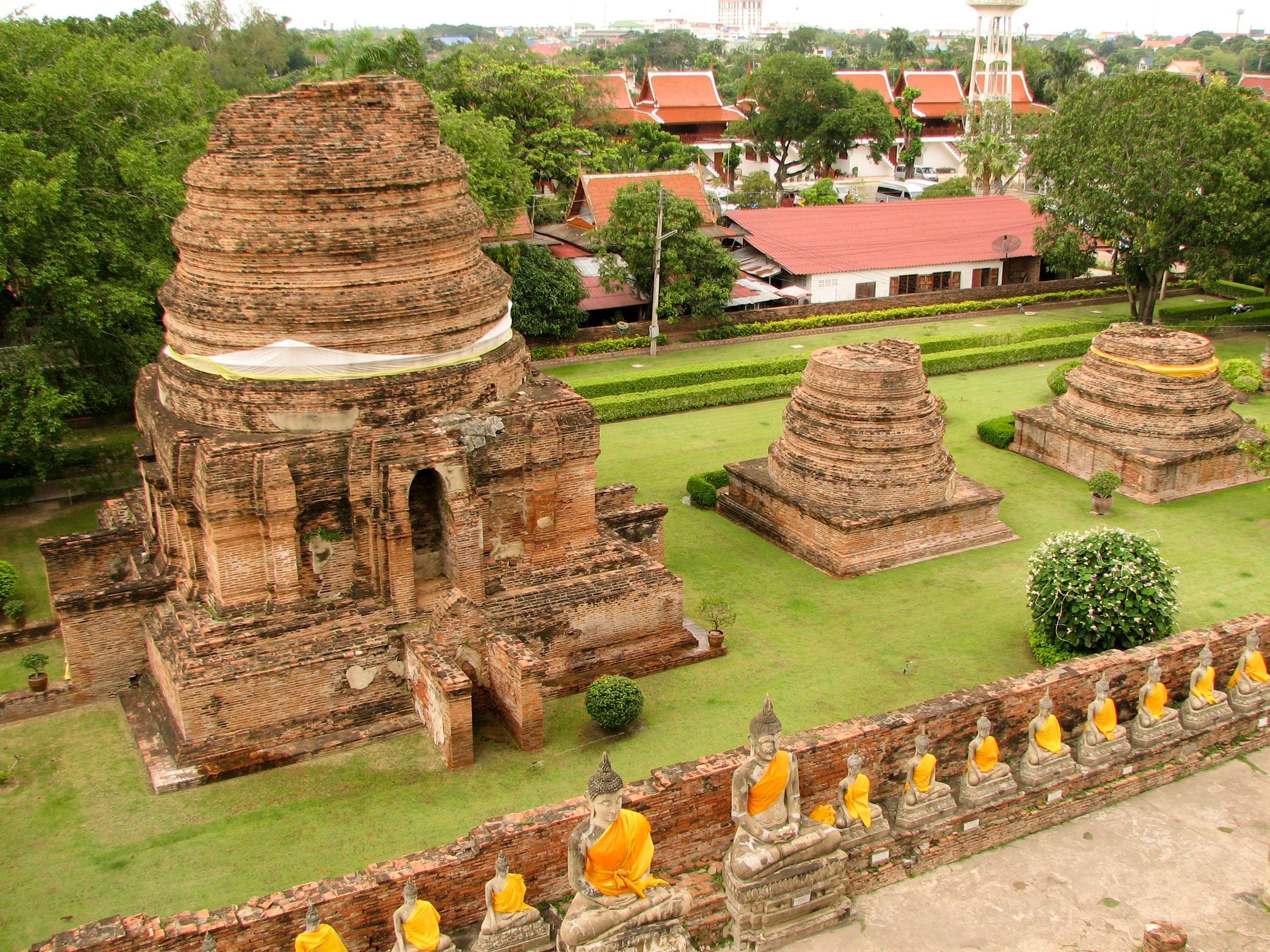 Visit Wat Chai Mongkon