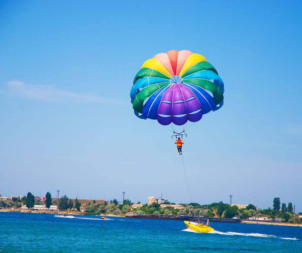 Parasailing, Phuket