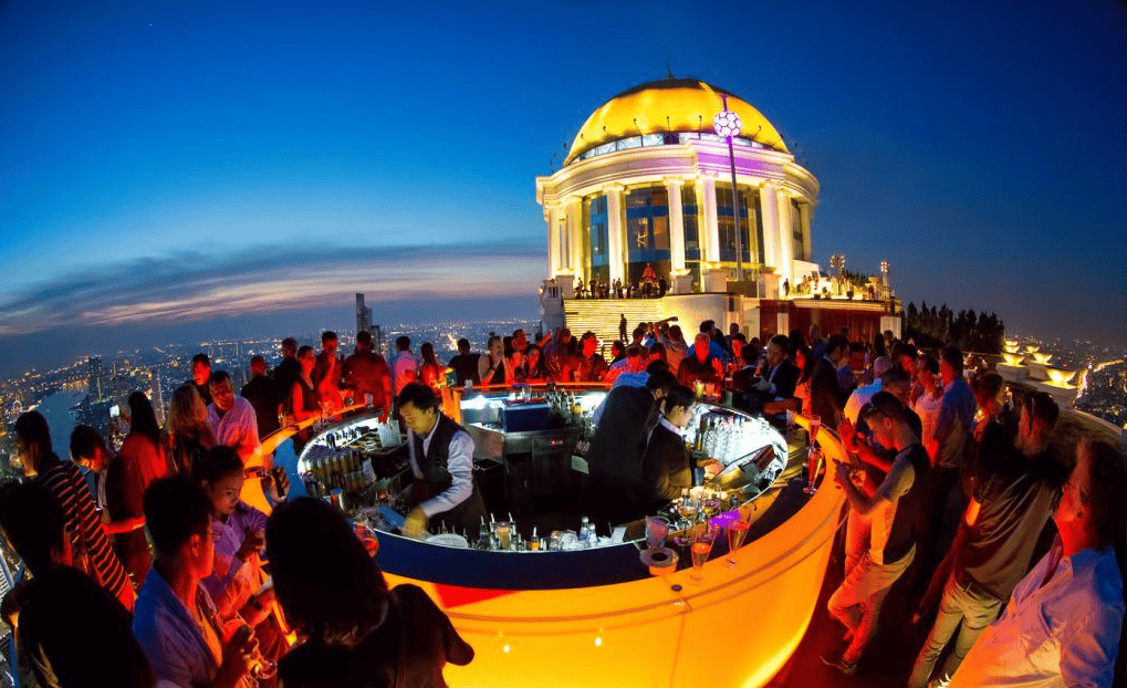 Sky Bar ­Lebua at State Tower