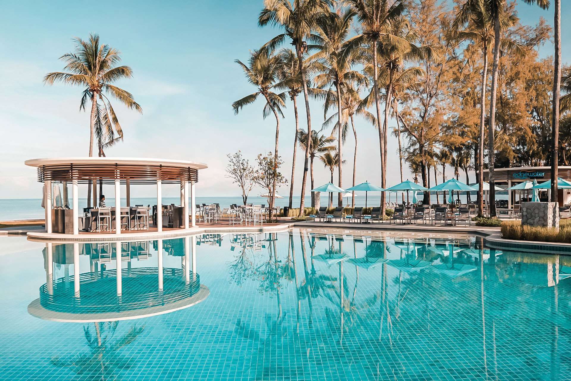 Outrigger Laguna Beach Resort