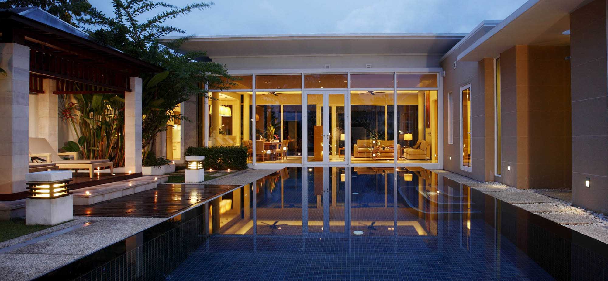 Centara Grand West Sands Resort & Villa