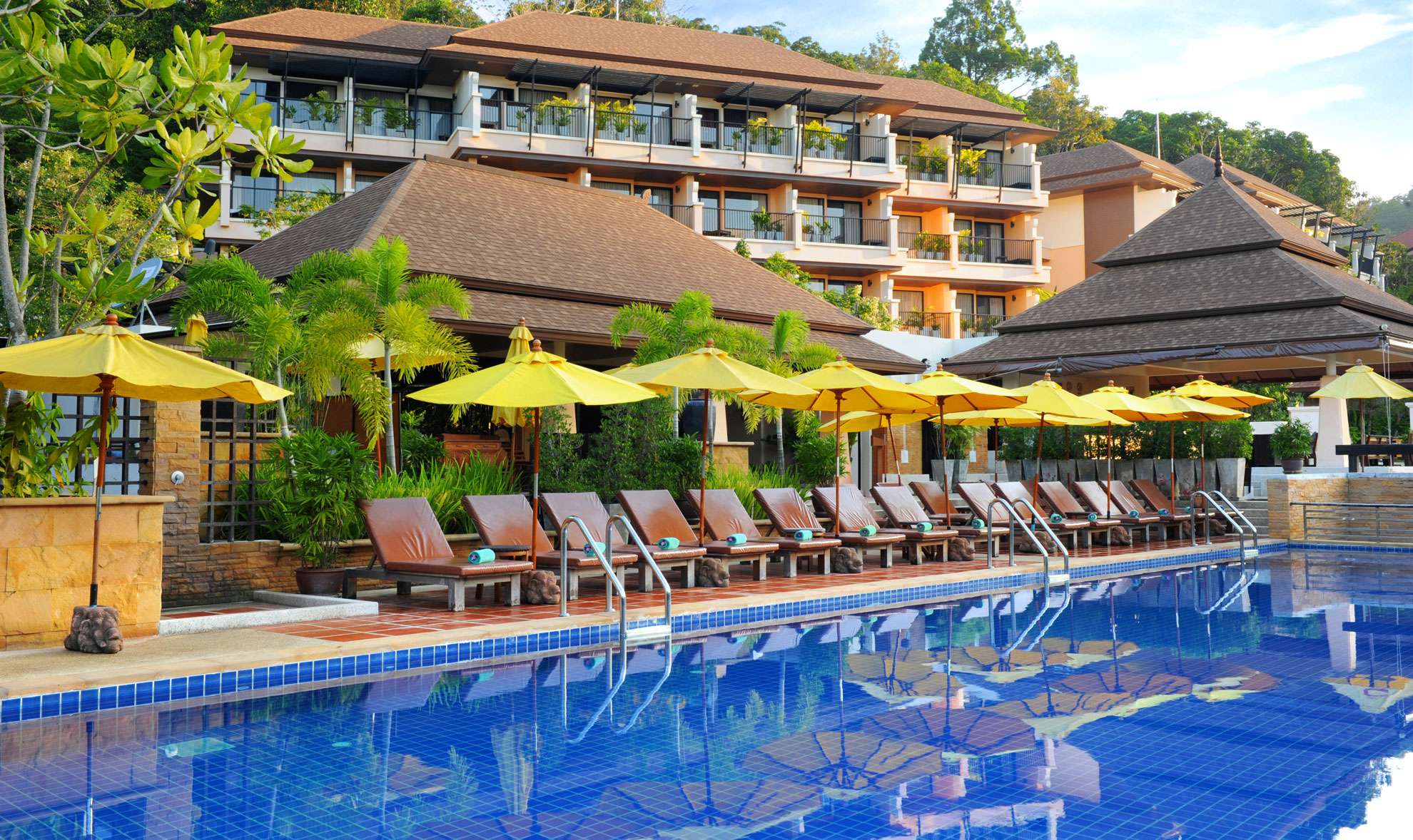 Aonang Cliff Beach Resort