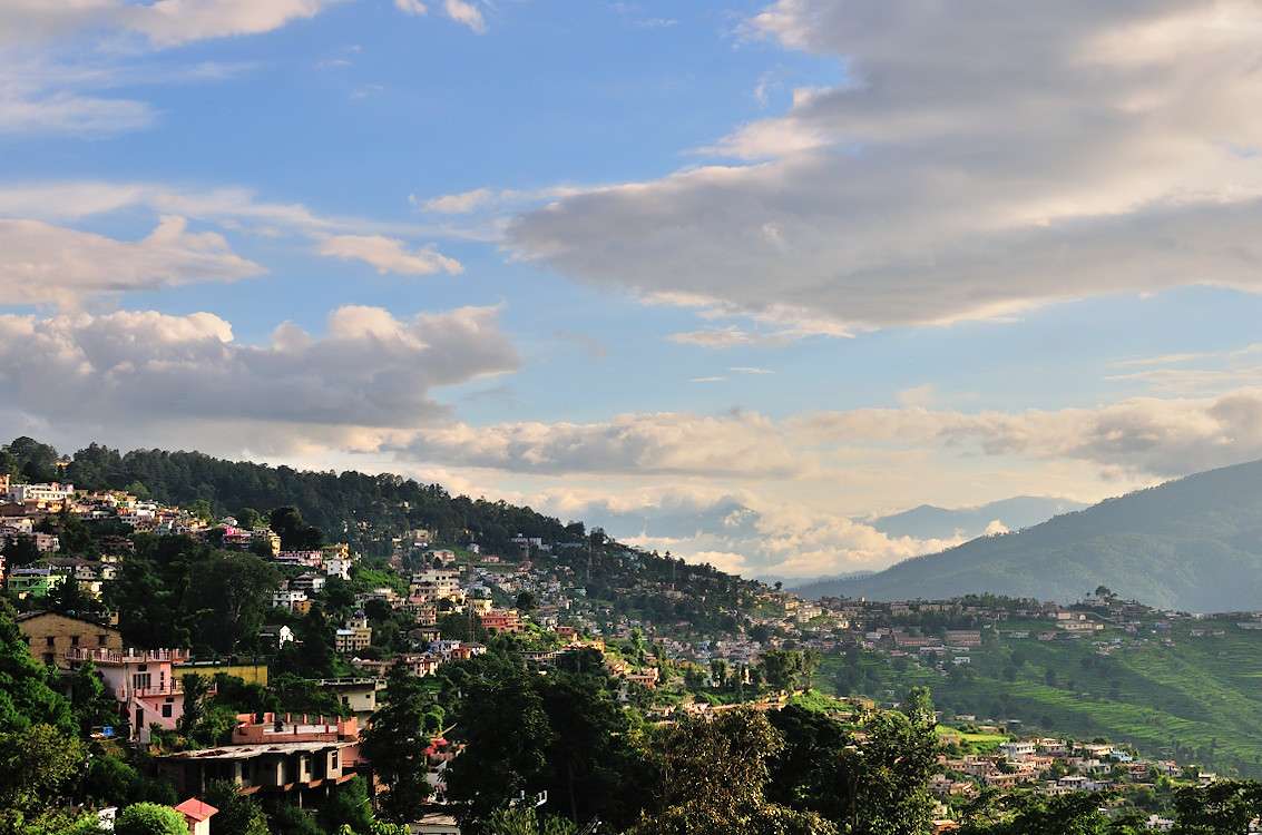 Almora (383 kms from Delhi)
