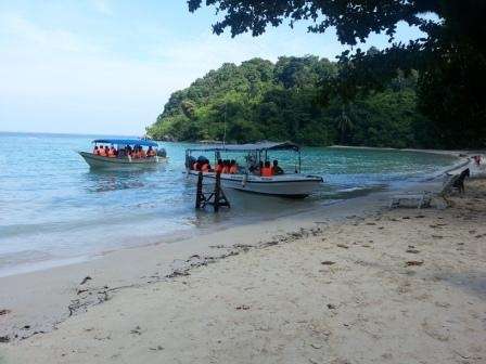 Tenggol Coral Beach Resort, Tenggol island
