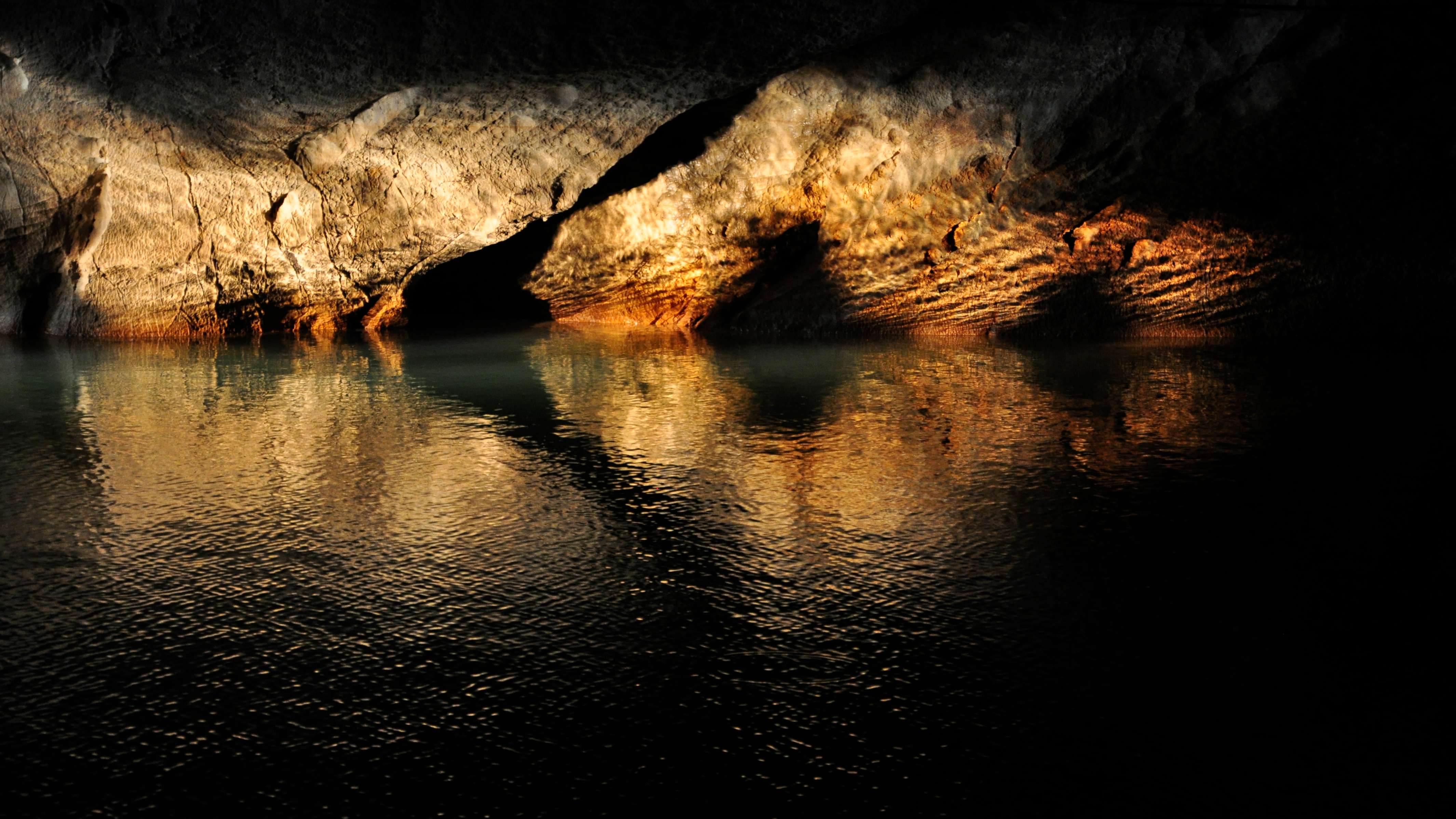 Tham Kong Lo, Khammouane