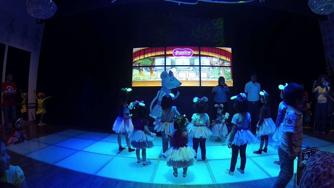 Hello Kitty Town at Puteri Harbor