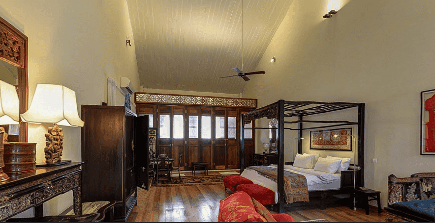 Kebaya at Seven Terraces