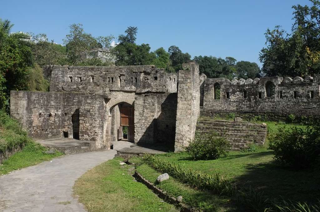 Explore Kangra Fort