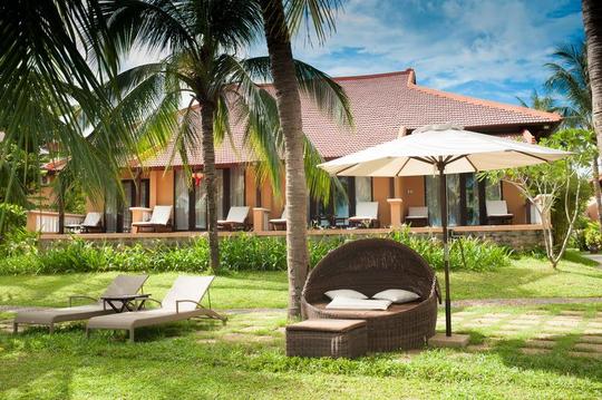 Vinh Hung Riverside Resort