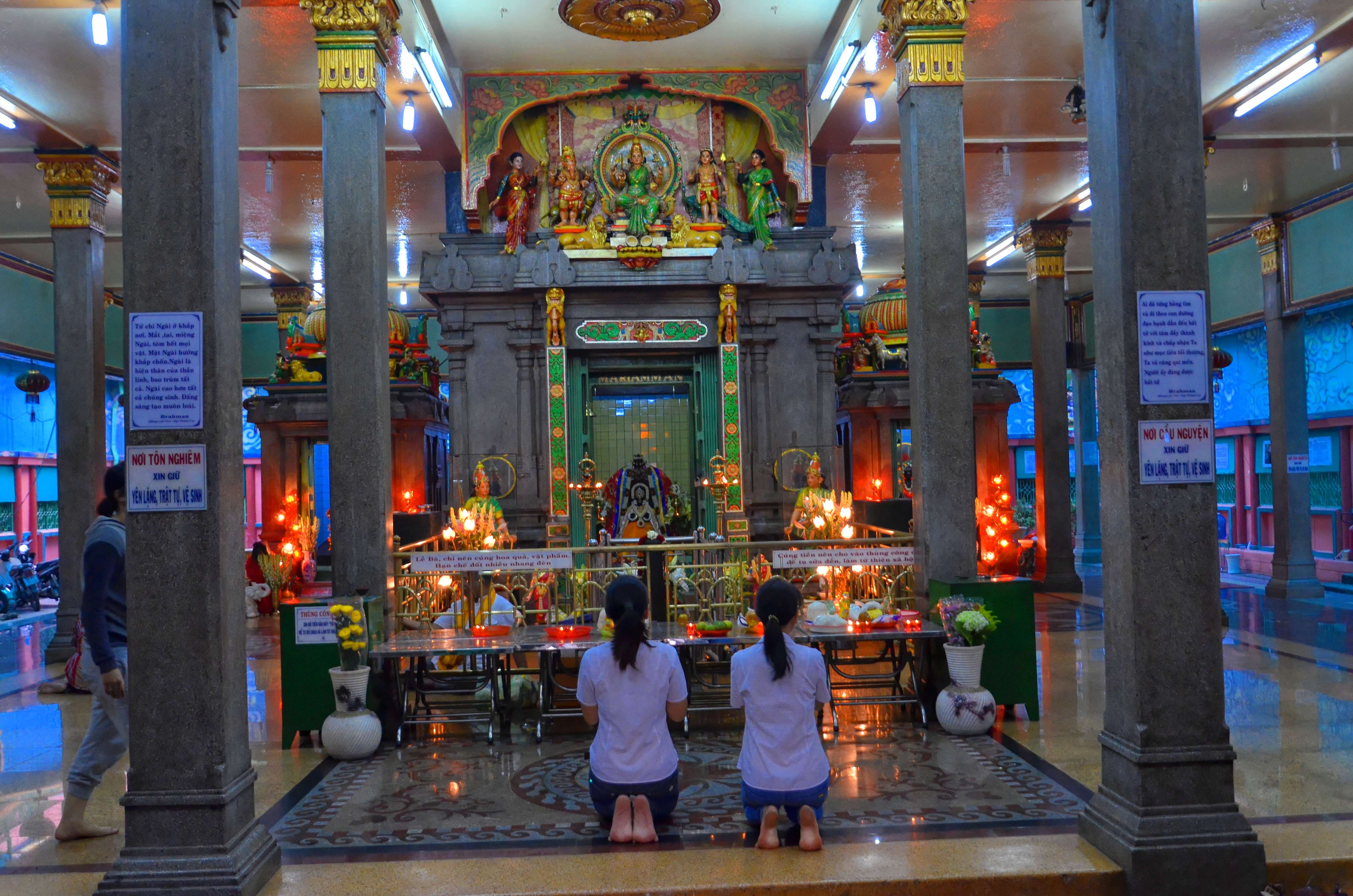 Visit Mariamman Hindu Temple