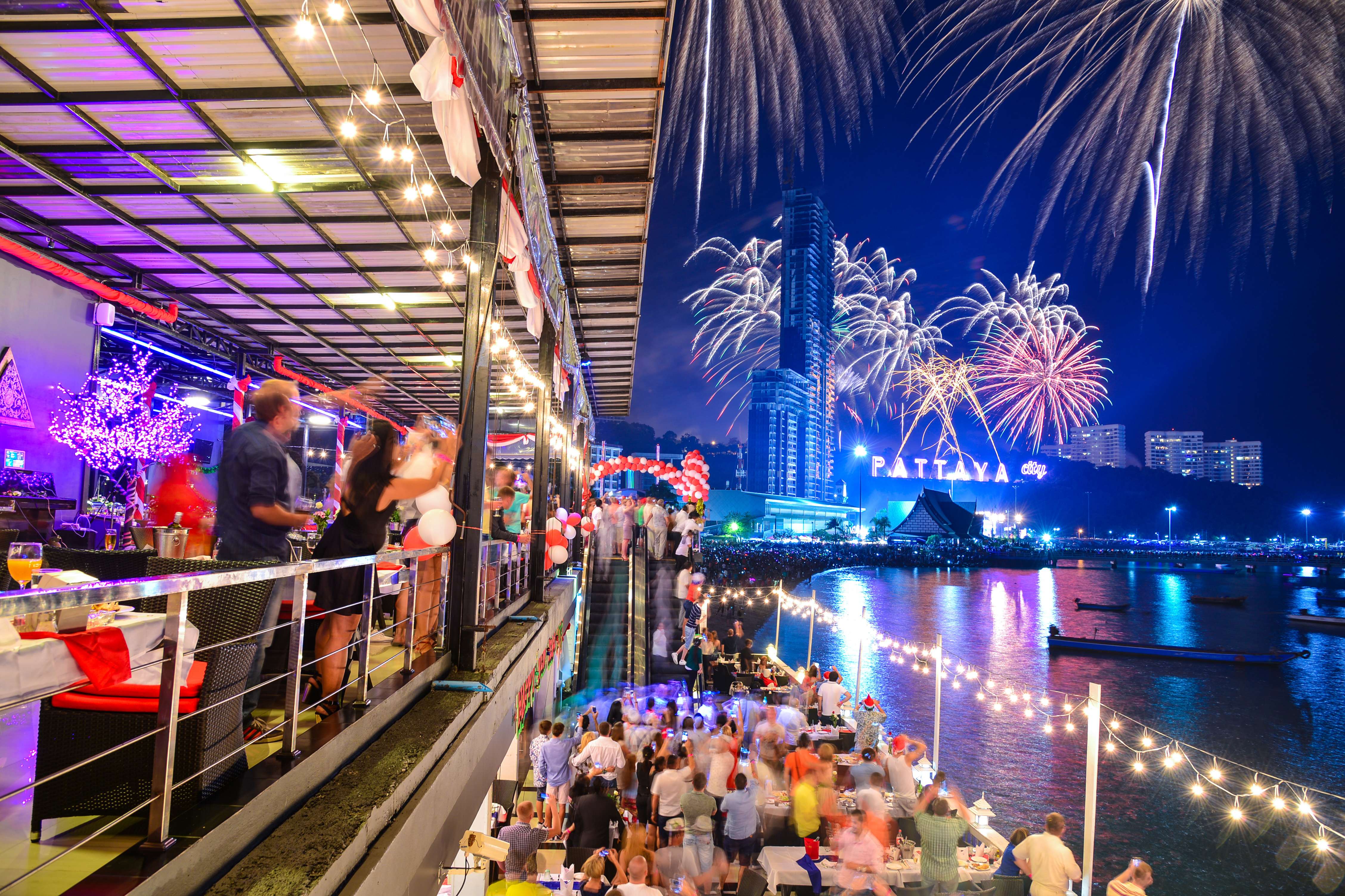 Pattaya Nightlife: 35 Best Experiences, Nightclubs & Markets to Visit! 