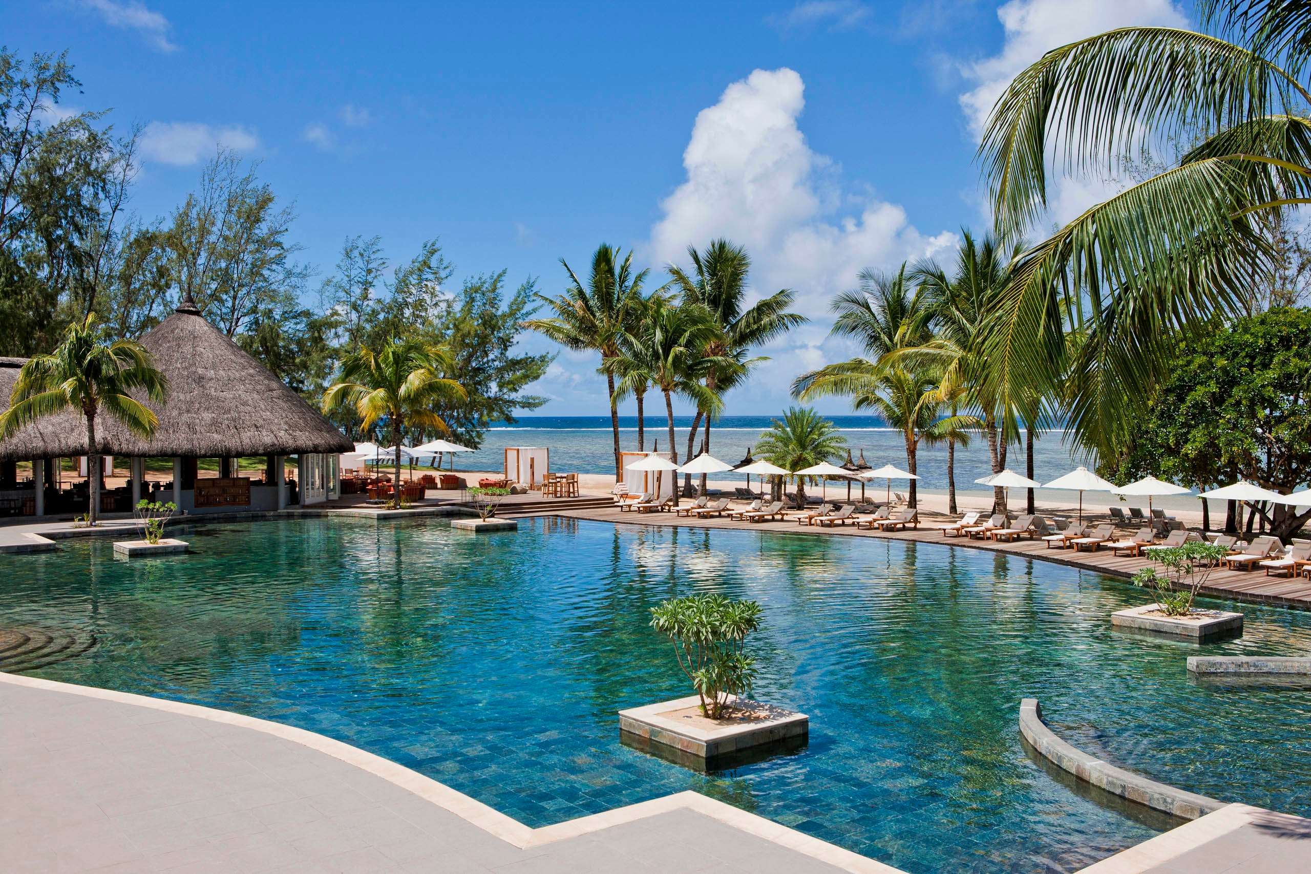 35 Beach Resorts In Mauritius, Book NOW & Get Upto 50% Off