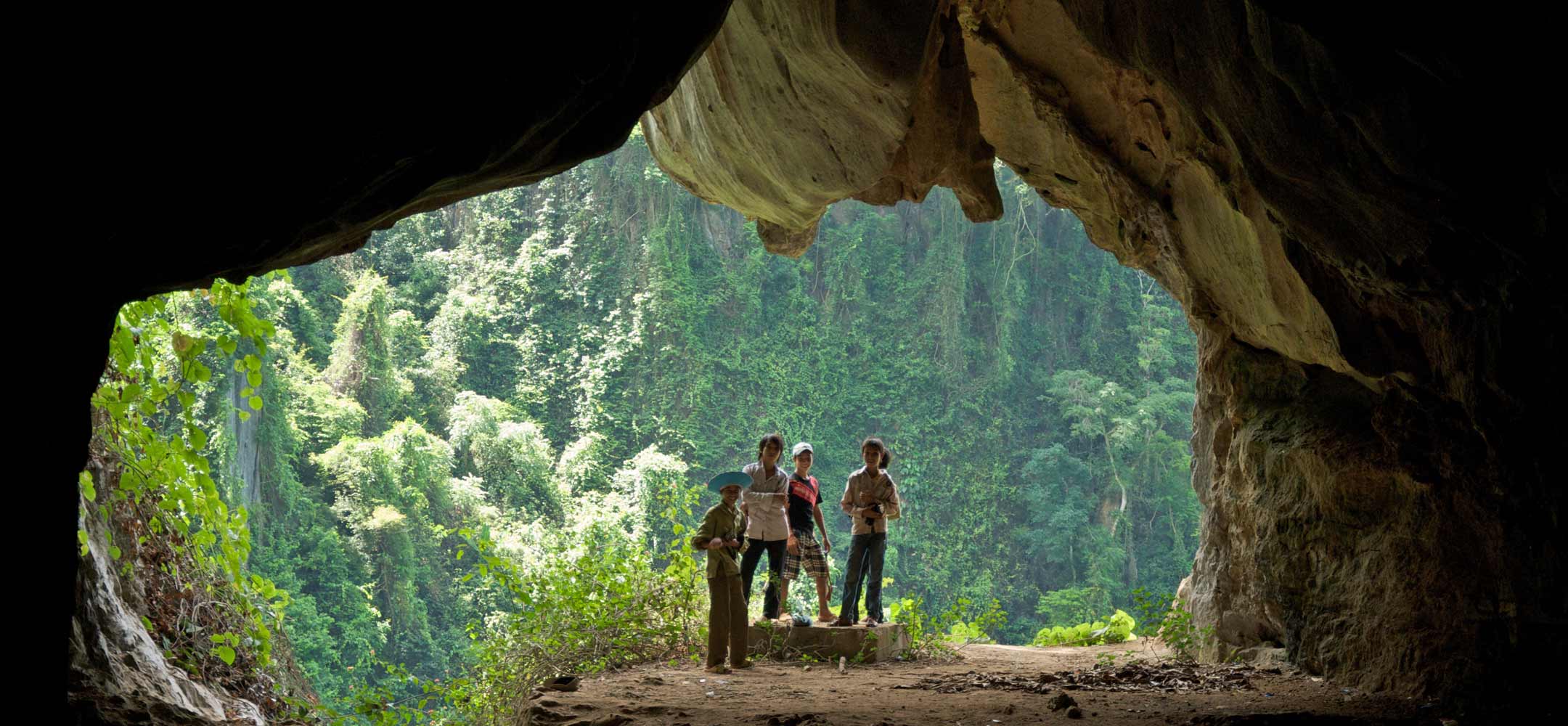 Caving at Batatotalena