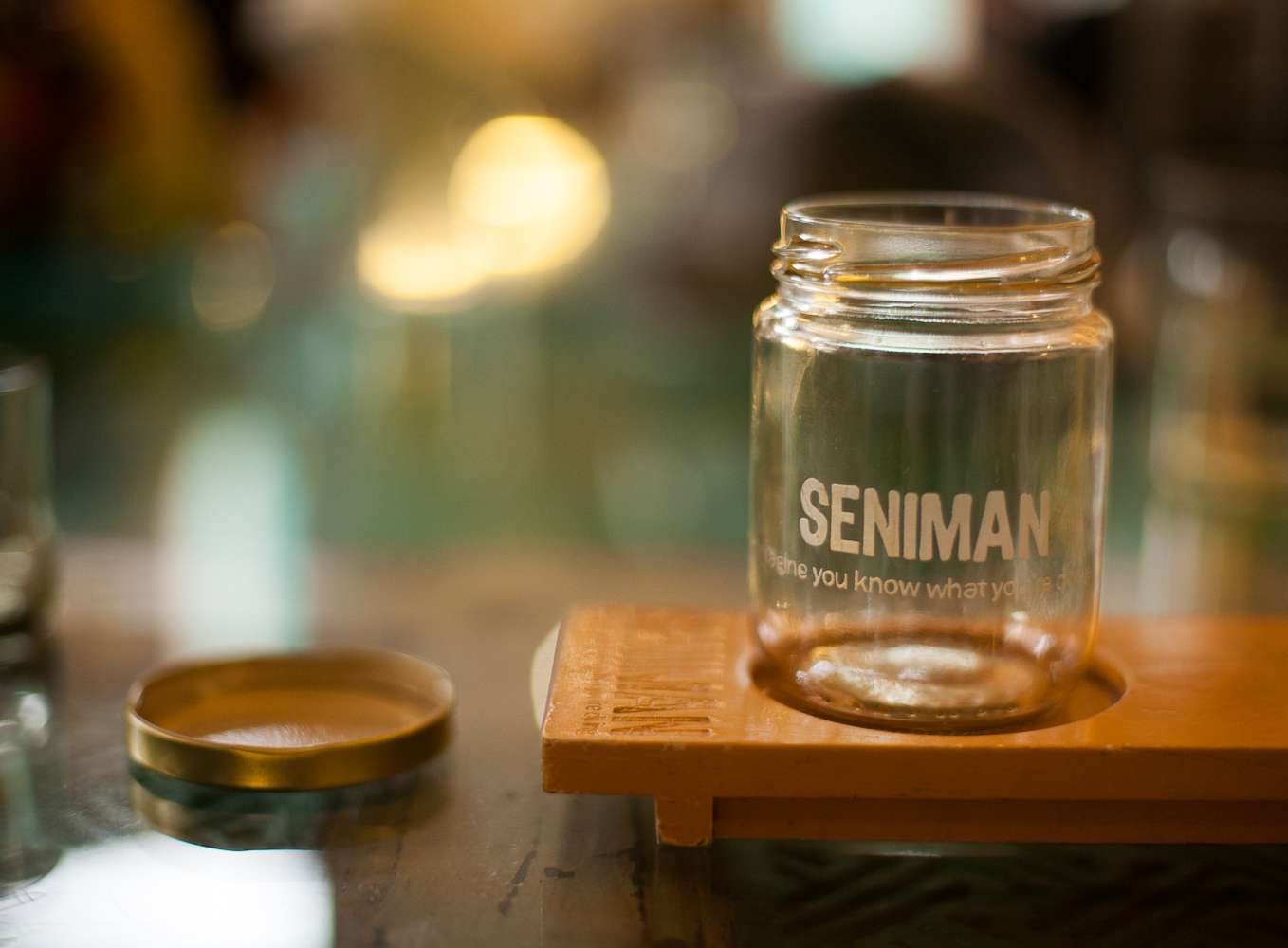 Seniman Coffee Studio