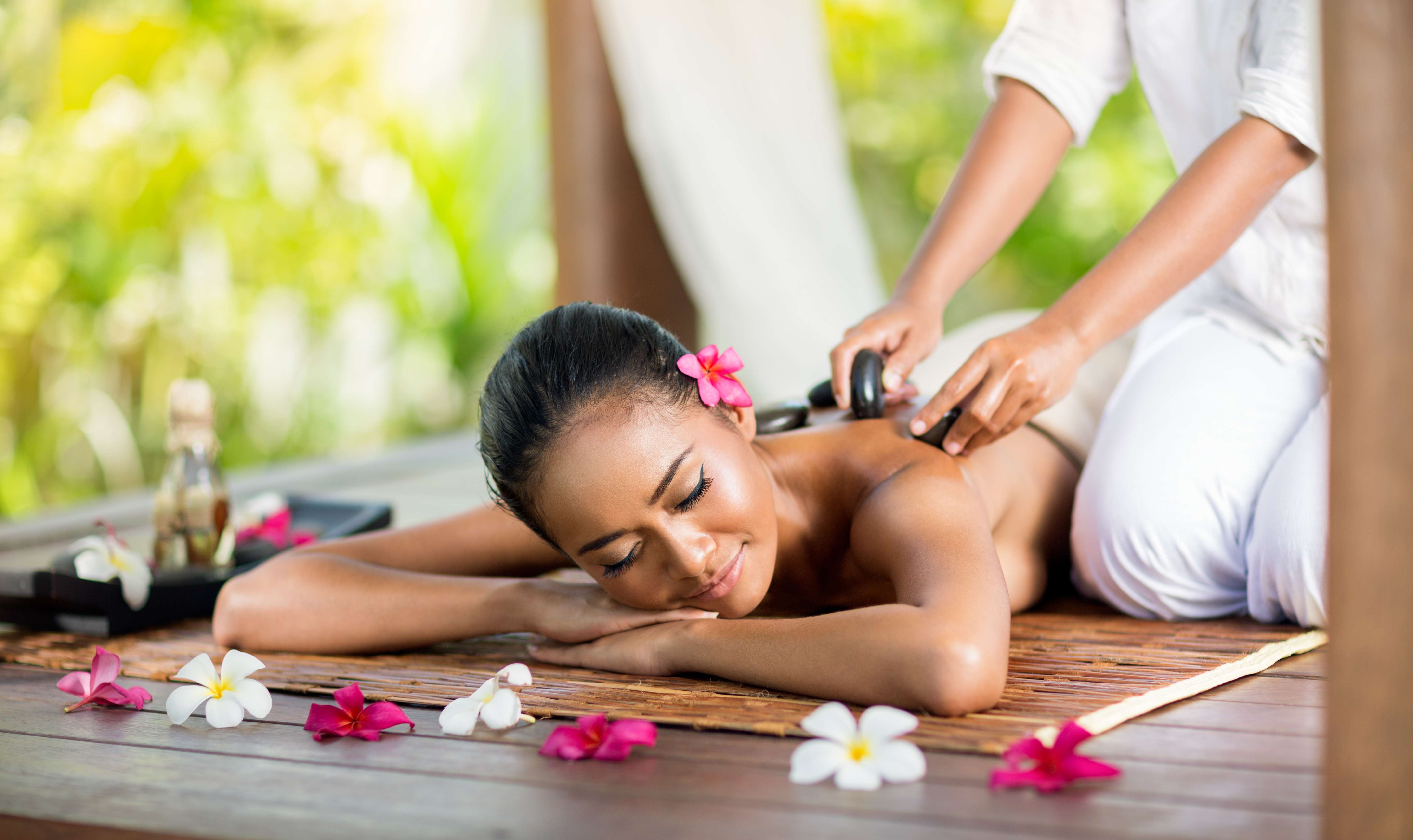  Rejuvenate with a Traditional Balinese Spa Experience