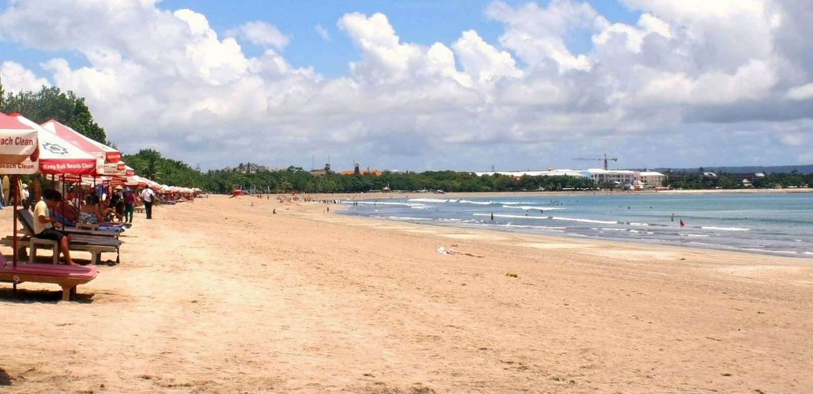 Explore the Iconic Jimbaran Beach