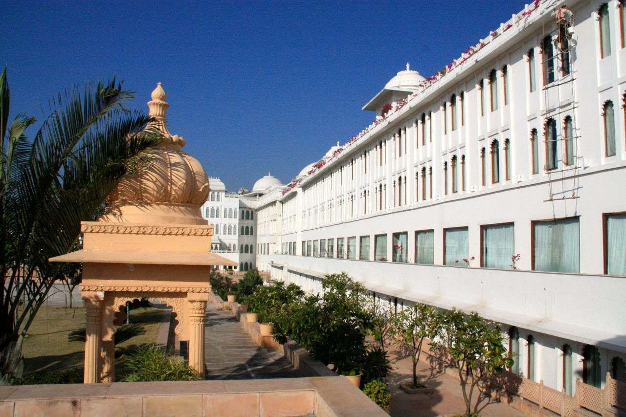 Sheraton Udaipur Palace Resort & Spa