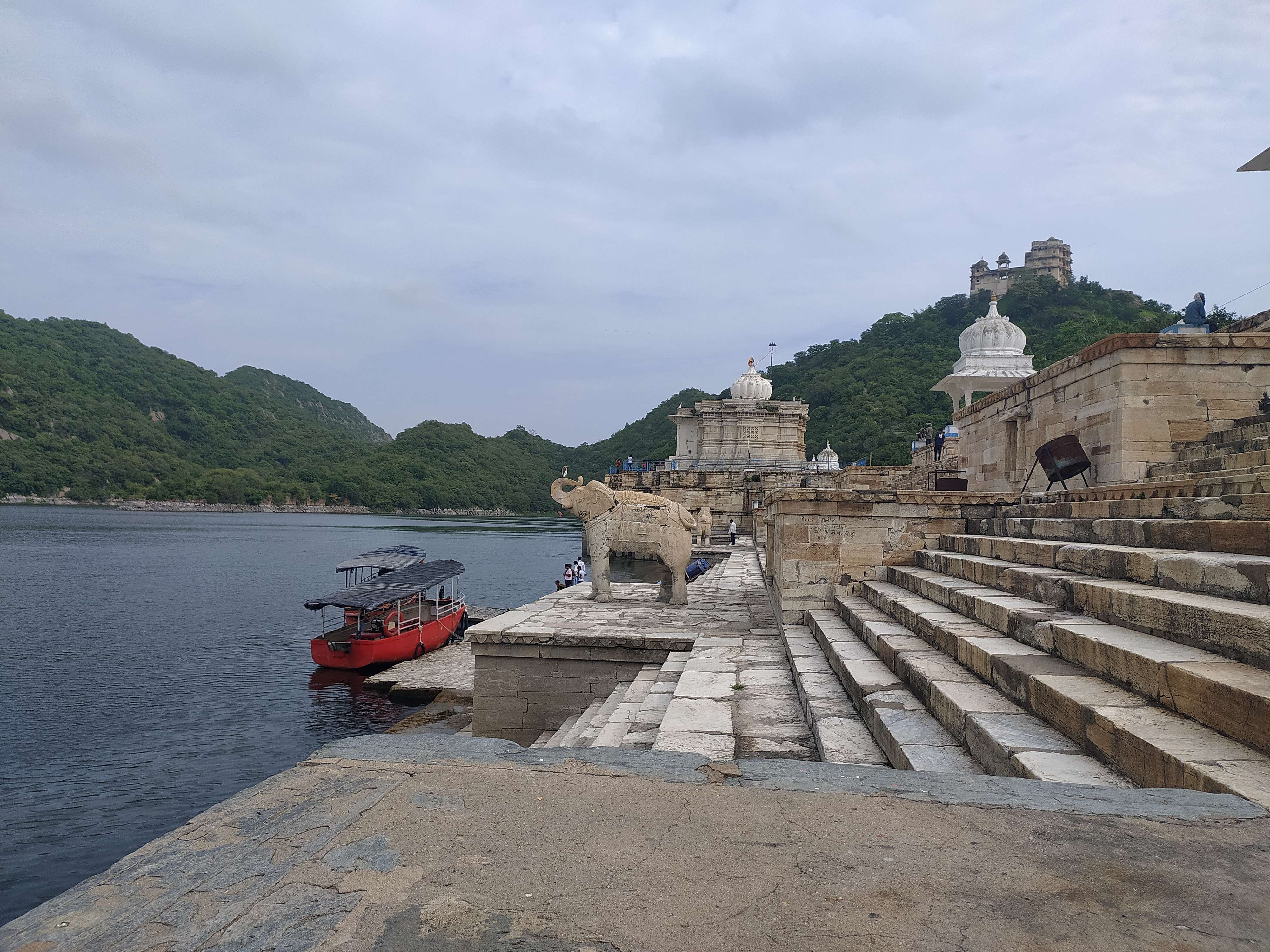 Jaisamand Lake 